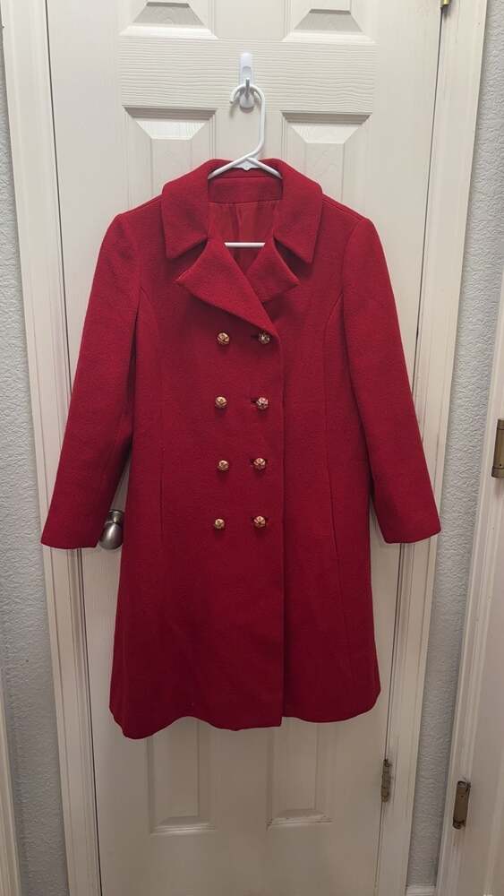 Shagmoor Vintage Red Double-Breasted Pea Coat with Gold and pink‎ Button